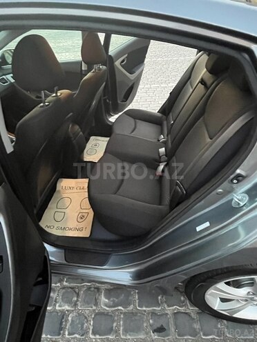 Hyundai Elantra 2015, 103,636 km - 1.8 l - Bakı