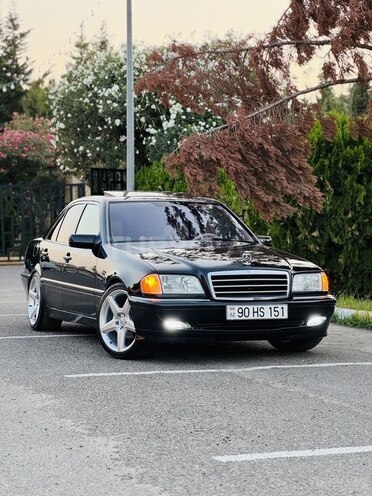 Mercedes C 230 2000, 319,851 km - 2.3 l - İmişli