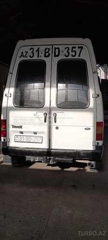 Ford Transit-2