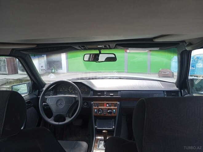 Mercedes E 280 1998, 150,000 km - 2.8 l - Bakı