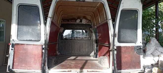 Ford Transit-6