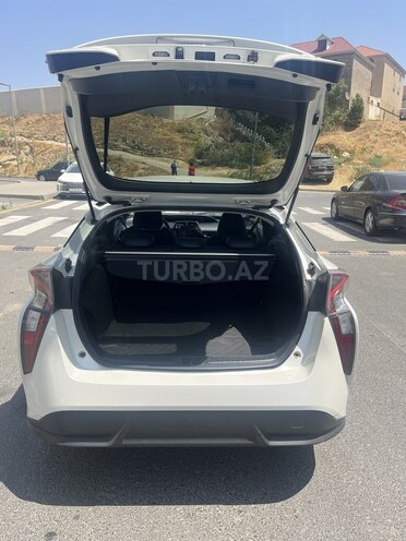 Toyota Prius 2016, 195,000 km - 1.8 l - Bakı