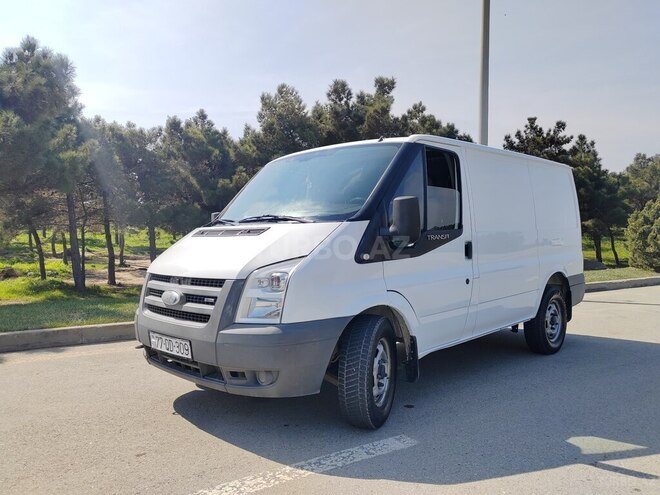 Ford Transit-7