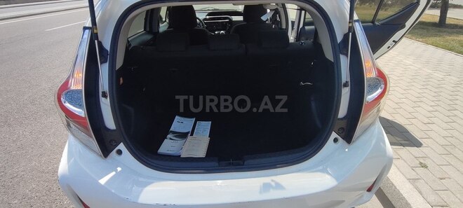 Toyota Aqua 2019, 153,000 km - 1.5 l - Bakı