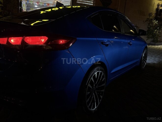 Hyundai Elantra 2016, 115,000 km - 2.0 л - Bakı