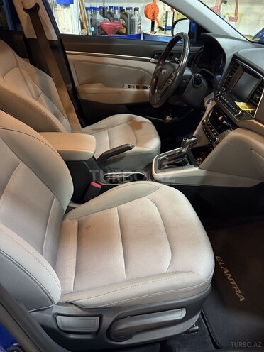 Hyundai Elantra 2016, 115,000 km - 2.0 л - Bakı
