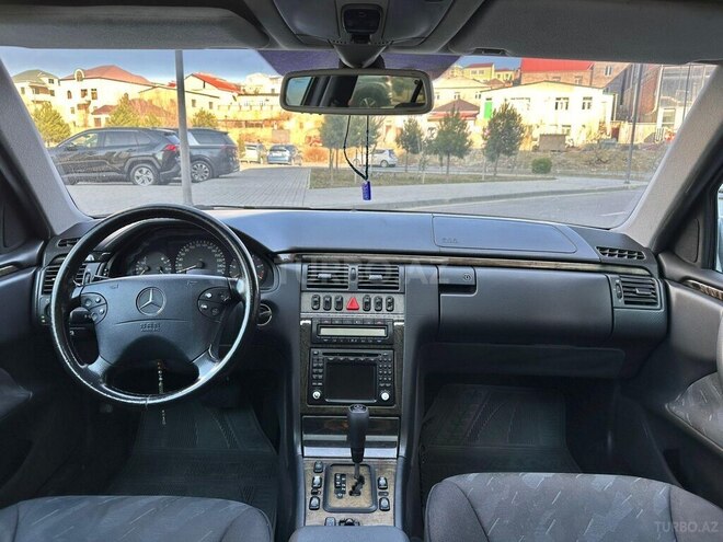 Mercedes E 220 1999, 420,000 km - 2.2 l - Bakı