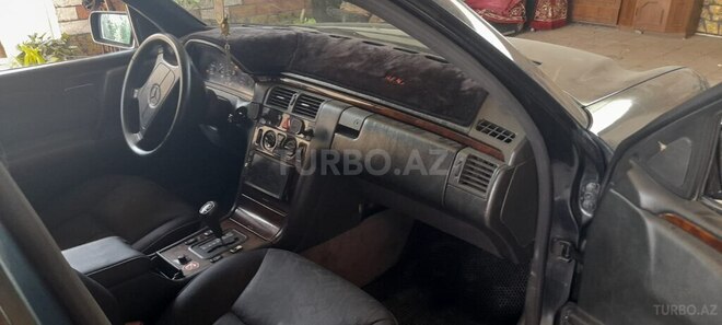 Mercedes E 230 1996, 222,222 km - 2.3 l - Tovuz