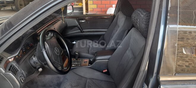 Mercedes E 230 1996, 222,222 km - 2.3 l - Tovuz