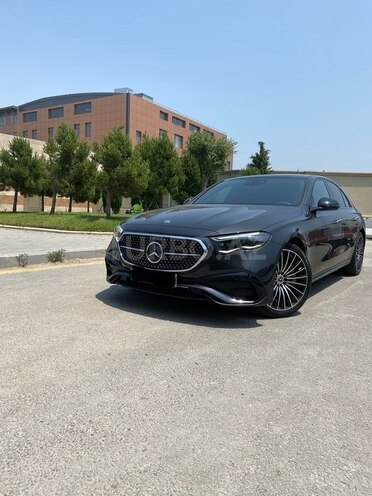 Mercedes E 300 e 2024, 9,600 km - 2.0 l - Bakı