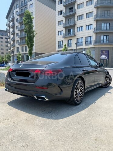 Mercedes E 300 e 2024, 9,600 km - 2.0 l - Bakı