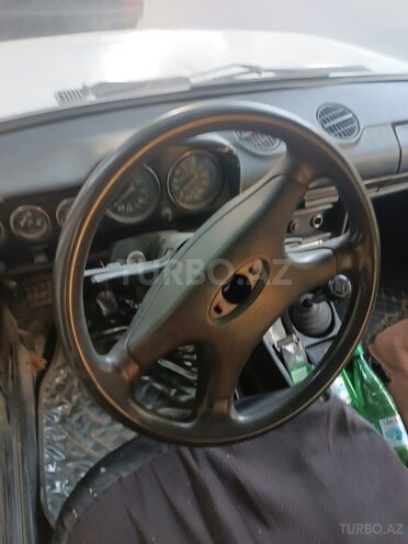 LADA (VAZ) 2106 1983, 870,000 km - 1.3 л - Bakı