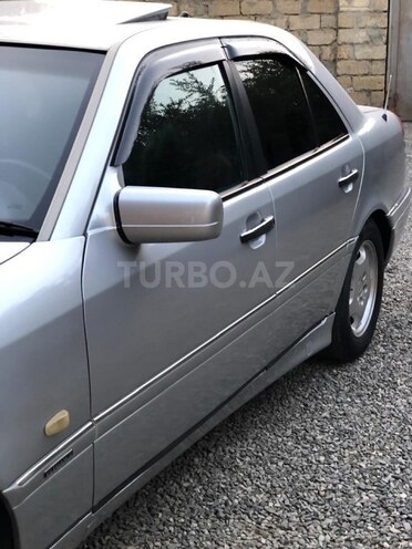 Mercedes C 200 1995, 422,000 km - 2.0 л - Bakı
