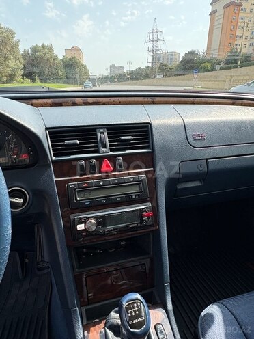 Mercedes C 180 1998, 280,000 km - 1.8 l - Bakı