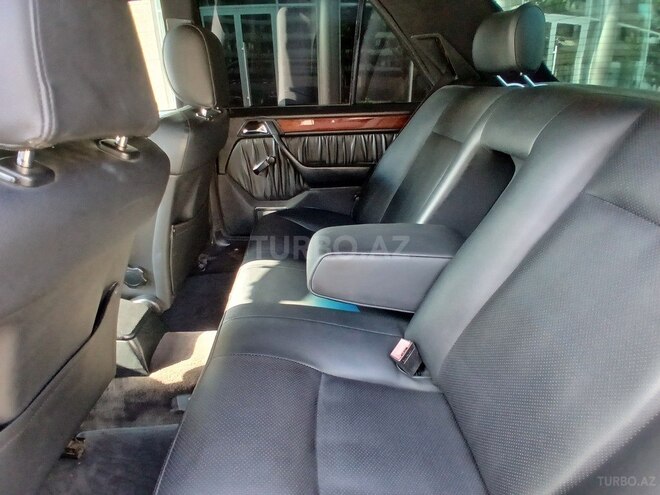 Mercedes E 220 1995, 491,000 km - 2.2 l - Bakı