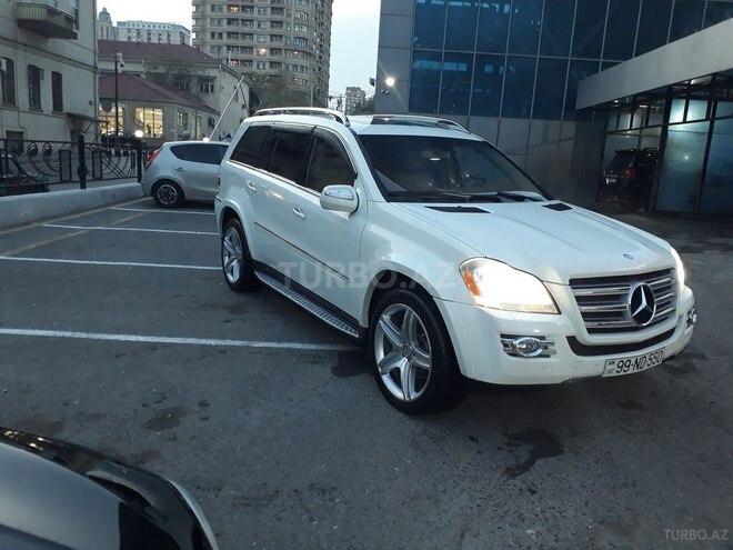 Mercedes GL 550-5