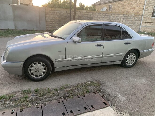 Mercedes E 200 1996, 400,000 km - 2.0 l - Tovuz