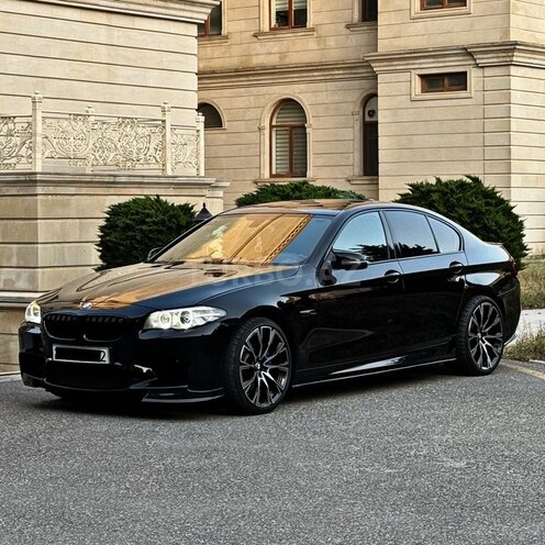 BMW 528-2