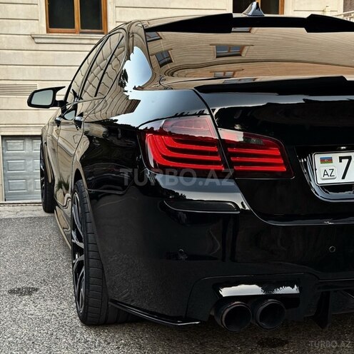 BMW 528-9