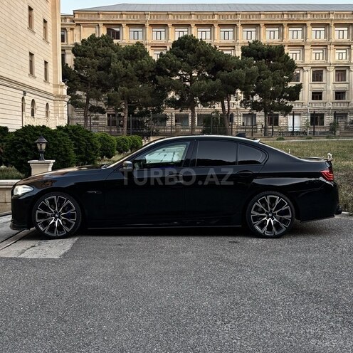 BMW 528-8