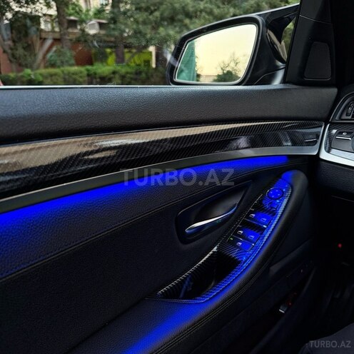 BMW 528-19