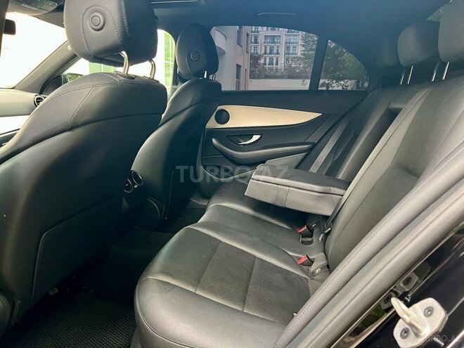 Mercedes E 200 d 2021, 97,000 km - 1.6 л - Bakı