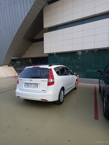 Hyundai i30 2010, 280,000 km - 1.6 л - İsmayıllı