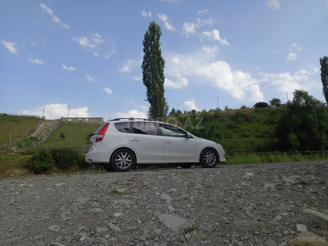 Hyundai i30 2010, 280,000 km - 1.6 л - İsmayıllı