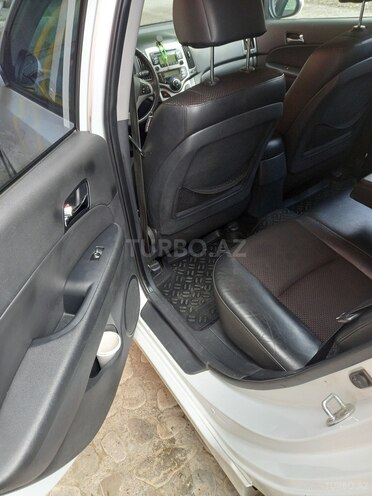 Hyundai i30 2010, 280,000 km - 1.6 л - İsmayıllı
