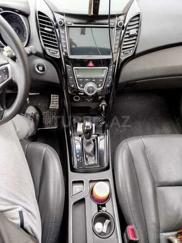 Hyundai i30 2011, 256,000 km - 1.6 л - Bakı