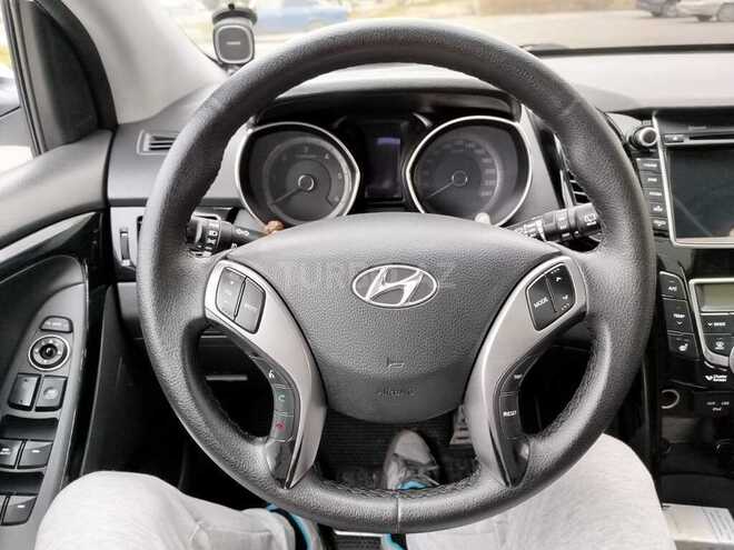 Hyundai i30 2011, 256,000 km - 1.6 л - Bakı