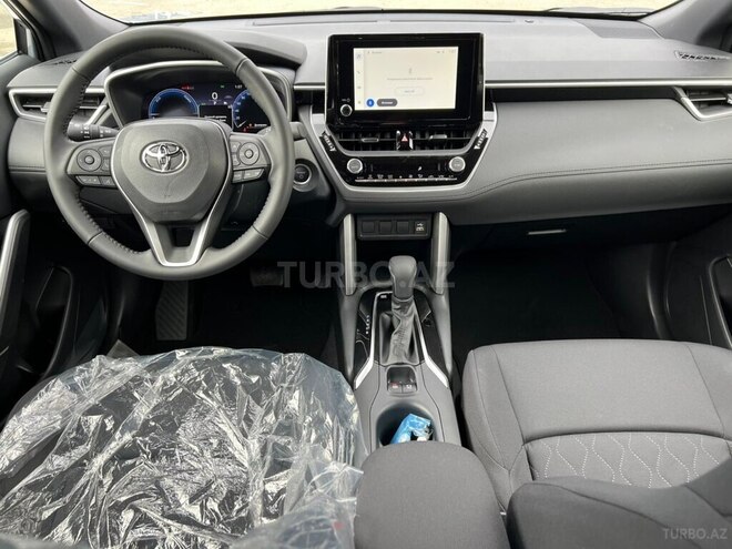 Toyota Corolla Cross-17