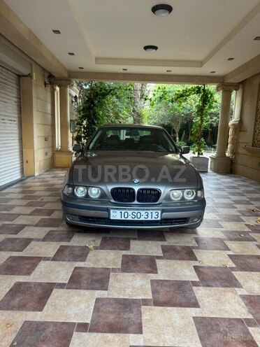 BMW 528-1