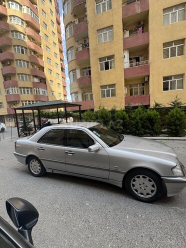 Mercedes C 180 1999, 209,000 km - 1.8 л - Bakı