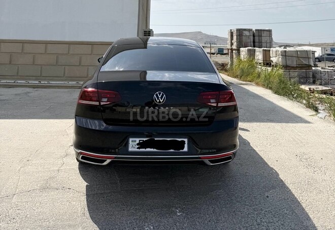 Volkswagen Passat 2021, 64,000 km - 1.4 l - Bakı