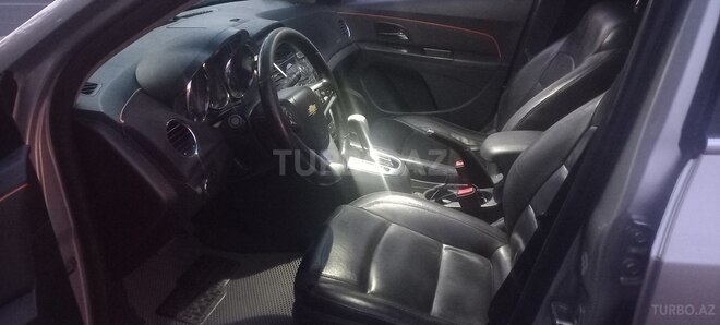 Chevrolet Cruze-6