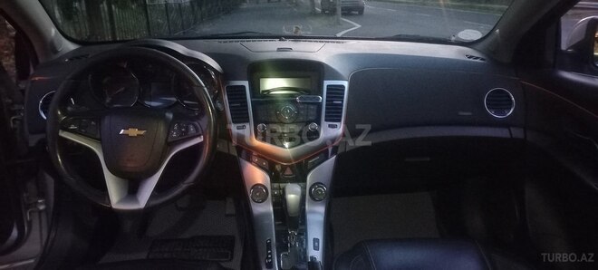 Chevrolet Cruze-5