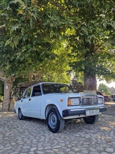 LADA (VAZ) 2107 2004, 86,000 km - 1.6 л - Goranboy
