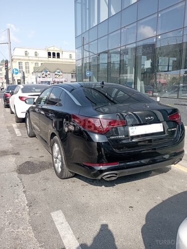 Kia Optima-2
