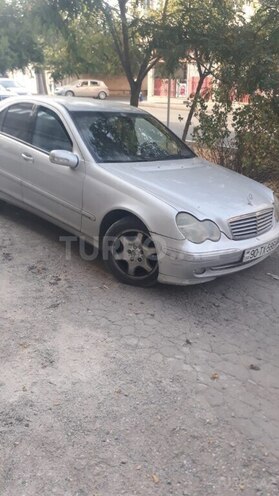 Mercedes C 220 d 2002, 364,000 km - 2.2 l - Bakı