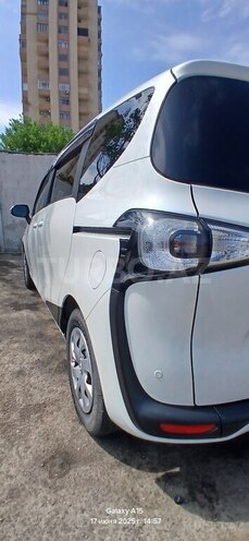 Toyota Sienta 2016, 84,000 km - 1.5 l - Bakı