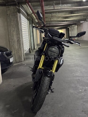 Jiangmen  2019, 16,000 km - 0.3 l - Bakı