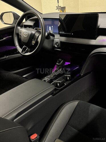 Toyota Camry 2024, 4,000 km - 2.0 л - Bakı
