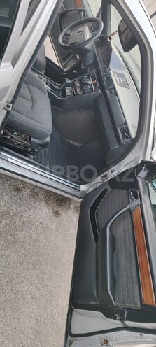 Mercedes E 200 d 1992, 600,450 km - 2.0 l - Ağcabədi