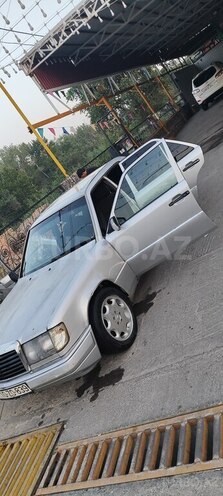 Mercedes E 200 d 1992, 600,450 km - 2.0 l - Ağcabədi