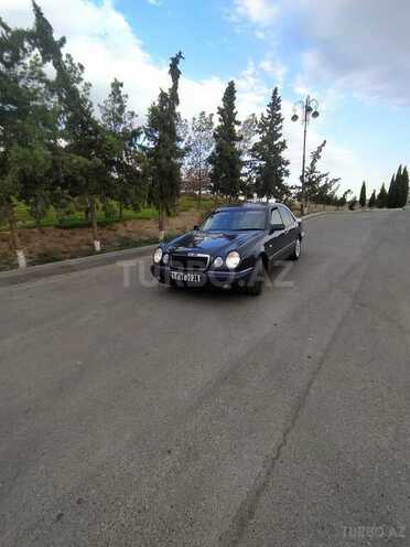 Mercedes E 240 1999, 401,223 km - 2.4 l - Hacıqabul