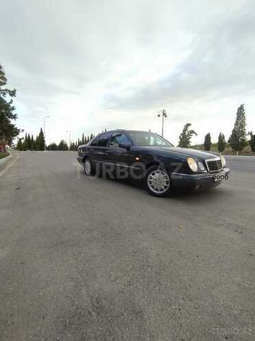 Mercedes E 240 1999, 401,223 km - 2.4 l - Hacıqabul
