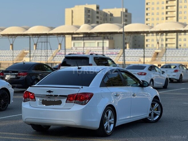 Chevrolet Cruze-8