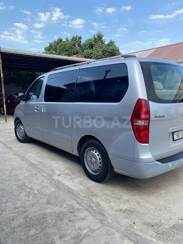 Hyundai H-1 2009, 616,895 km - 2.5 l - Biləsuvar