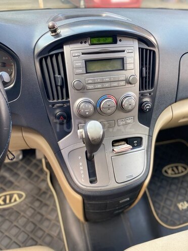 Hyundai H-1 2009, 616,895 km - 2.5 l - Biləsuvar